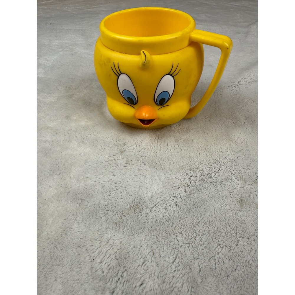 Vintage 1992 Tweety Bird Looney Tunes Plastic Character Mug Cup Yellow 3D Face